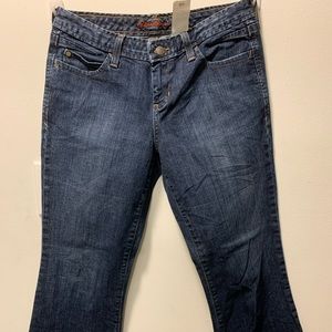 Eddie Bauer Classic Fit Women’s Bootcut Jeans, W29